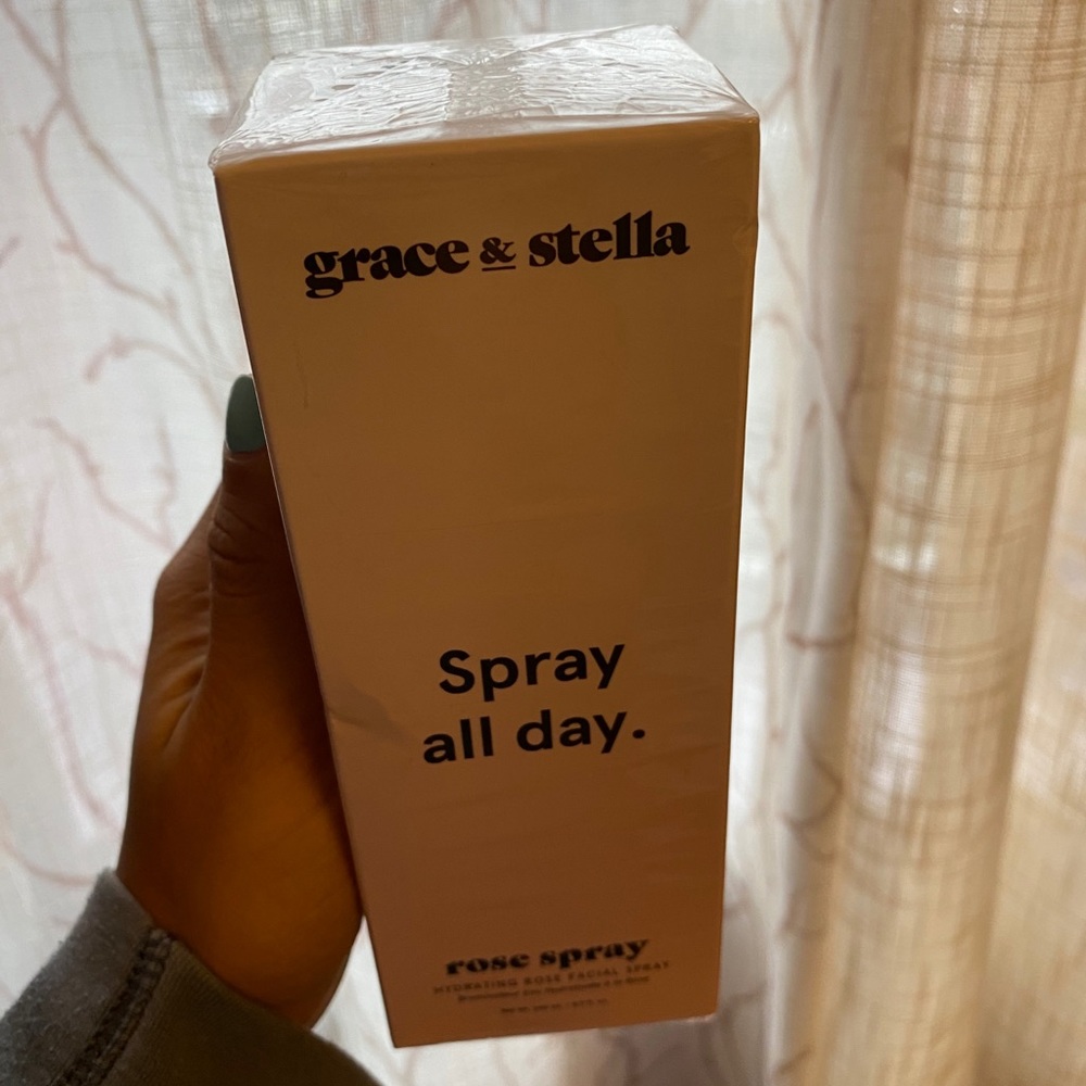 Grace & Stella Spray All Day